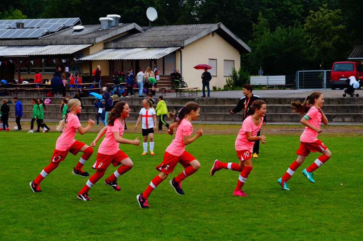 Schiller-Mädchen stark am Ball