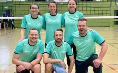Schiller-Gymnasium triumphiert beim Lehrervolleyballturnier in Königsbach-Stein
